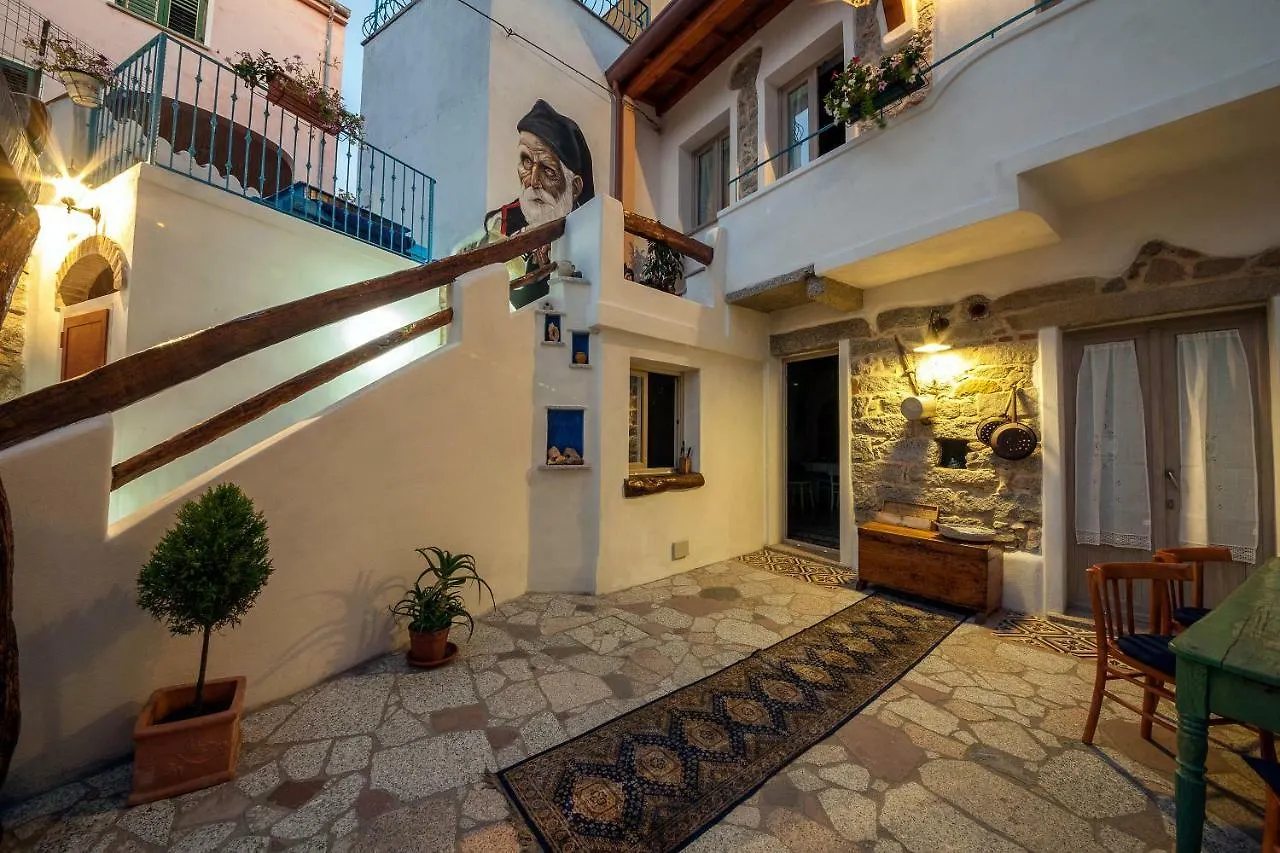 نوورو B&B Pascal House Nuoro_Iun E5016 إيطاليا
