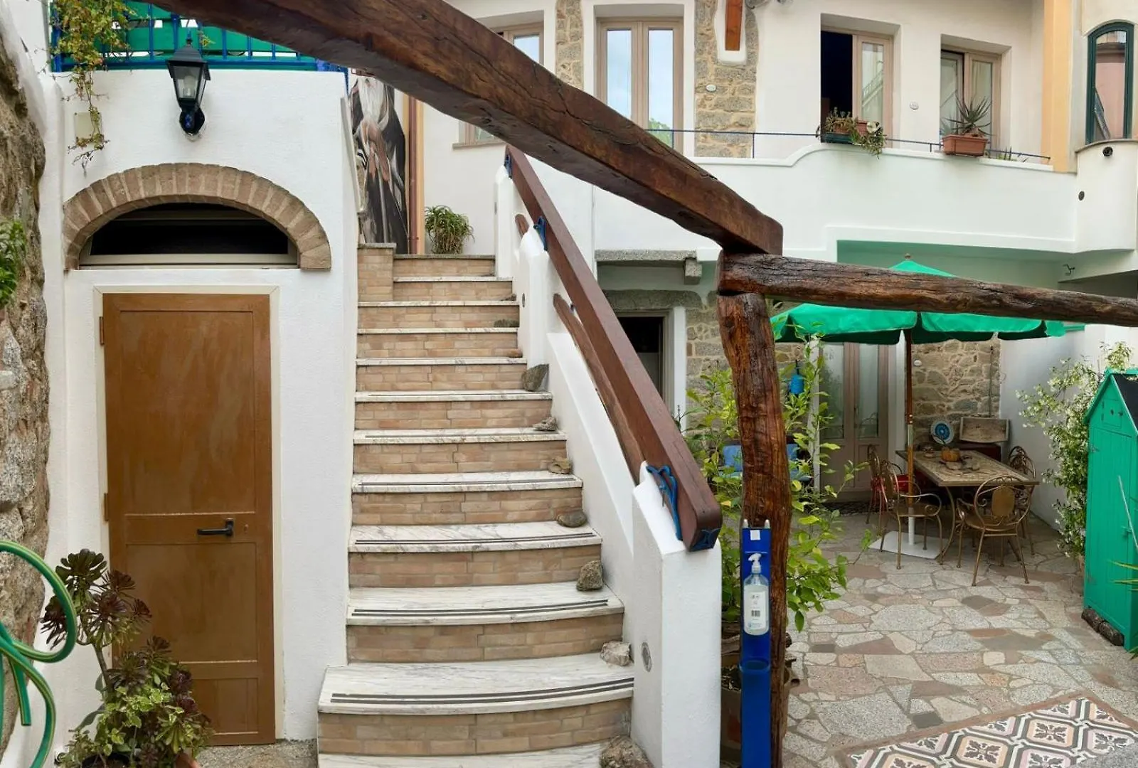 Bed & Breakfast B&B Pascal House Nuoro_Iun E5016